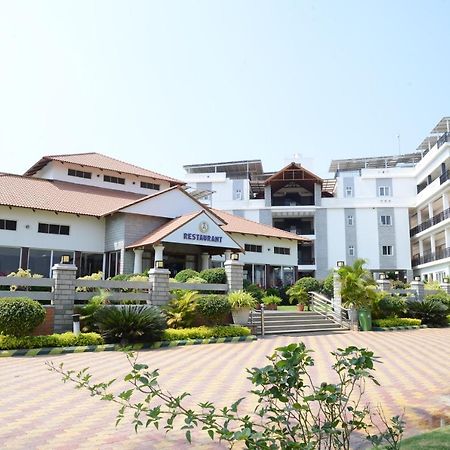 Apoorva Resorts Davangere Eksteriør billede