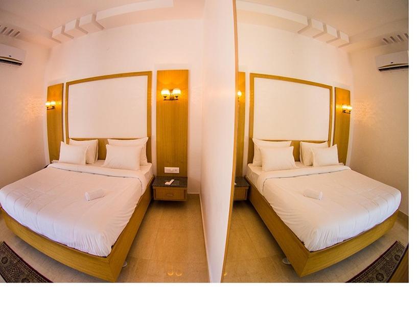 Apoorva Resorts Davangere Eksteriør billede
